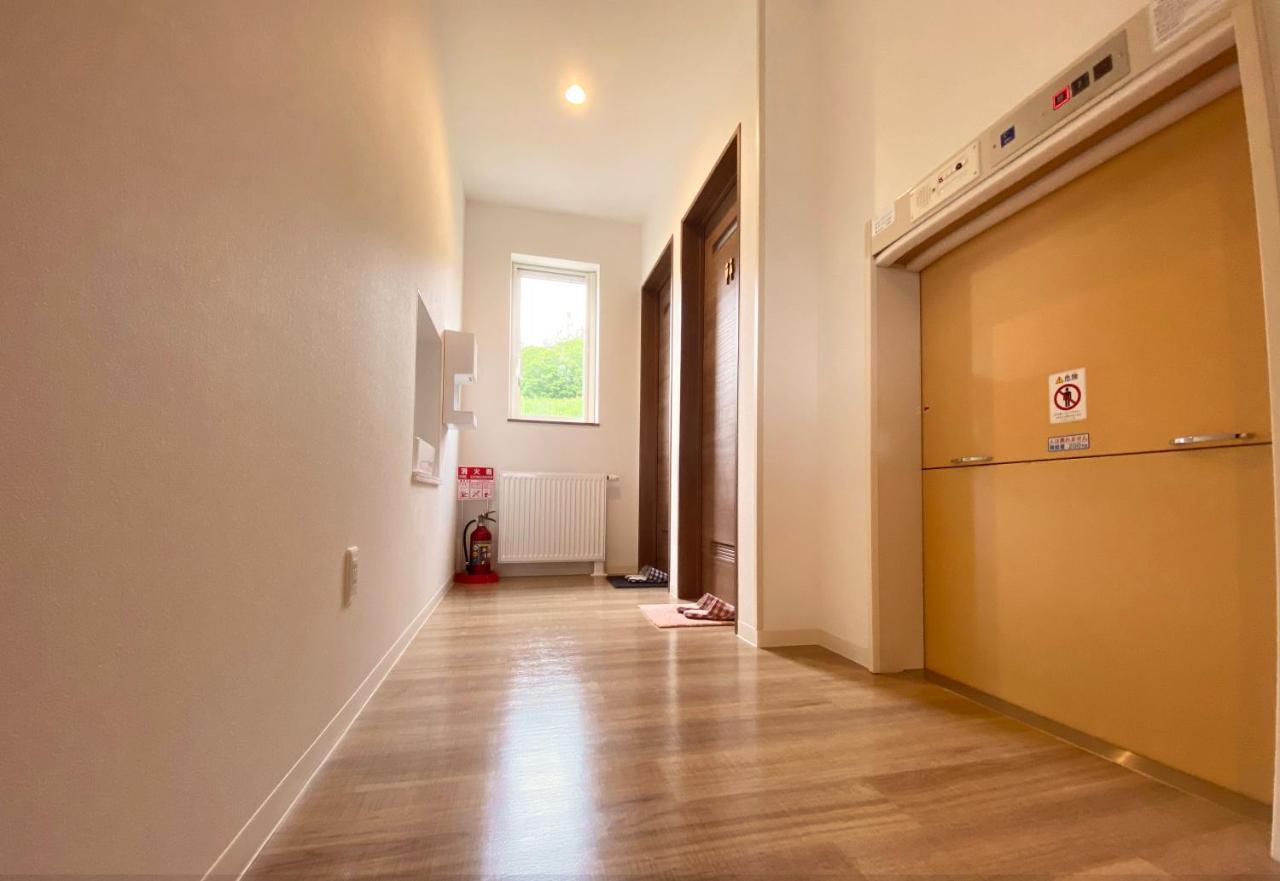 Hotel Hanafuji Inn Nakafurano Екстер'єр фото